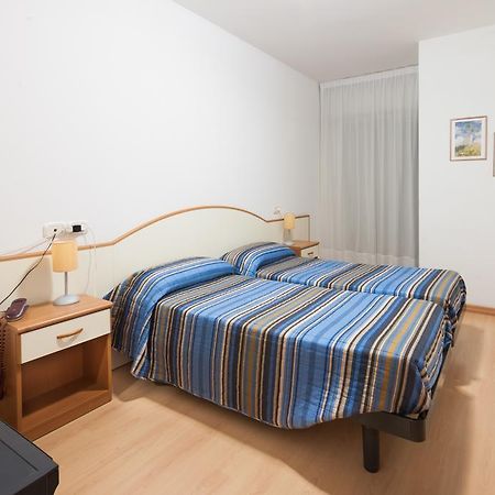 Hotel Garni Losanna Bibione Bagian luar foto