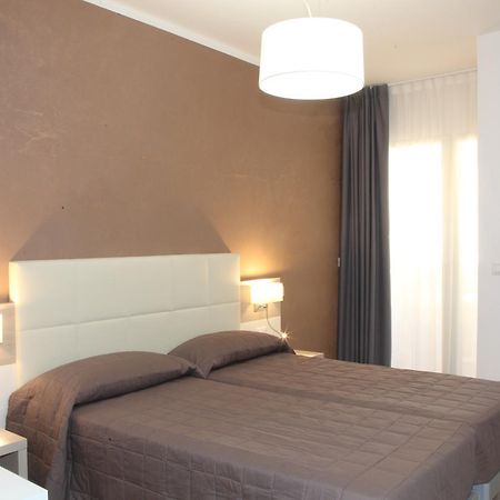 Hotel Garni Losanna Bibione Bagian luar foto