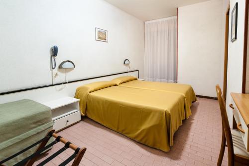Hotel Garni Losanna Bibione Bagian luar foto