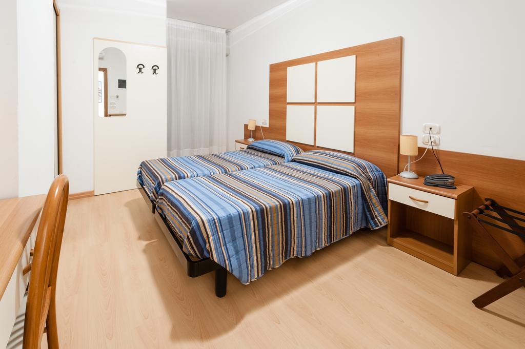 Hotel Garni Losanna Bibione Ruang foto